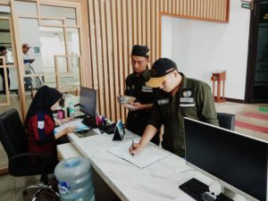 LSM Rakyat Indonesia Berdaya  Resmi Laporkan Pengadaan Interaktive Board dan Laptop Guru SMP, Ke Kejari Kabupaten Sukabumi Dugaan Markup di Dinas Pendidikan
